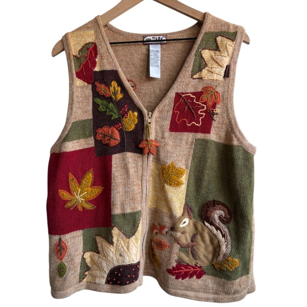 Vintage Tiara Autumn Fall Harvest Embroidered Applique Vest Size XL squirrel